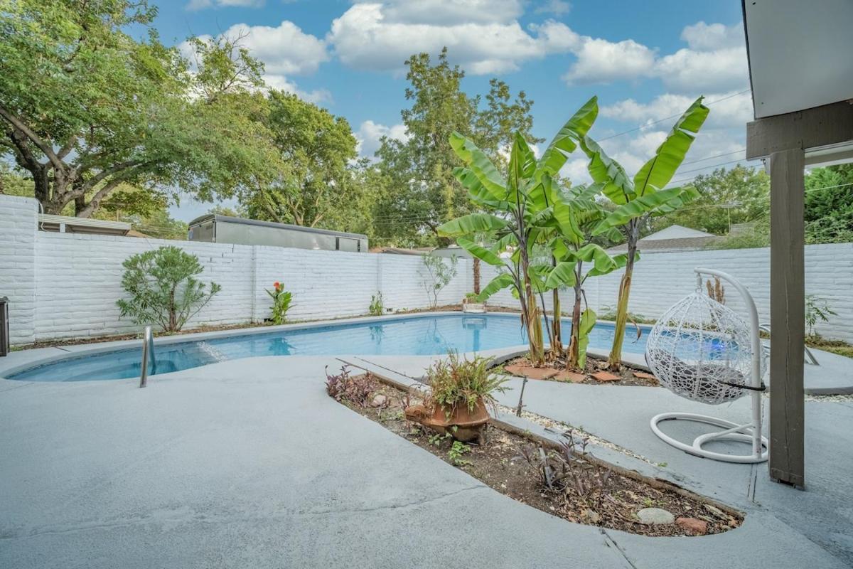 Stunning 5Br 2Ba Holiday Home With Private Pool And Cinema Dallas Eksteriør bilde